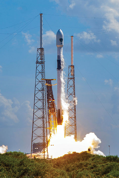 2021_GPS_GPSIII-3_outsidebeachrdv-W.jpg 2021_GPS_GPSIII-3_outsidebeachrdv-W.jpg